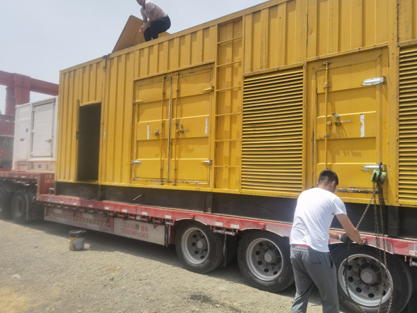 连州发电机出租100KW发电机需要什么规格的电缆线?