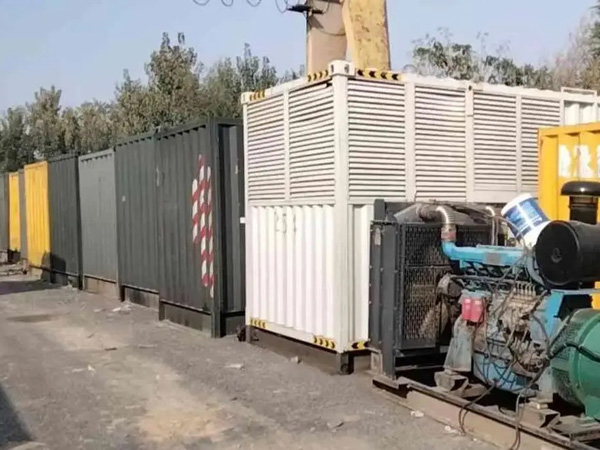 连州200KW柴油发电机机组每小时油耗是多少？